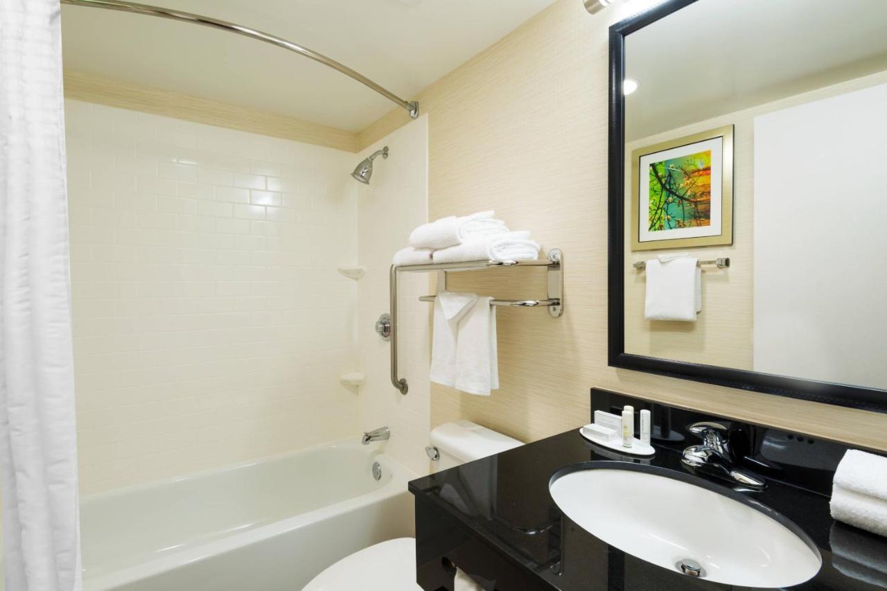 Fairfield Inn & Suites Louisville Downtown מראה חיצוני תמונה