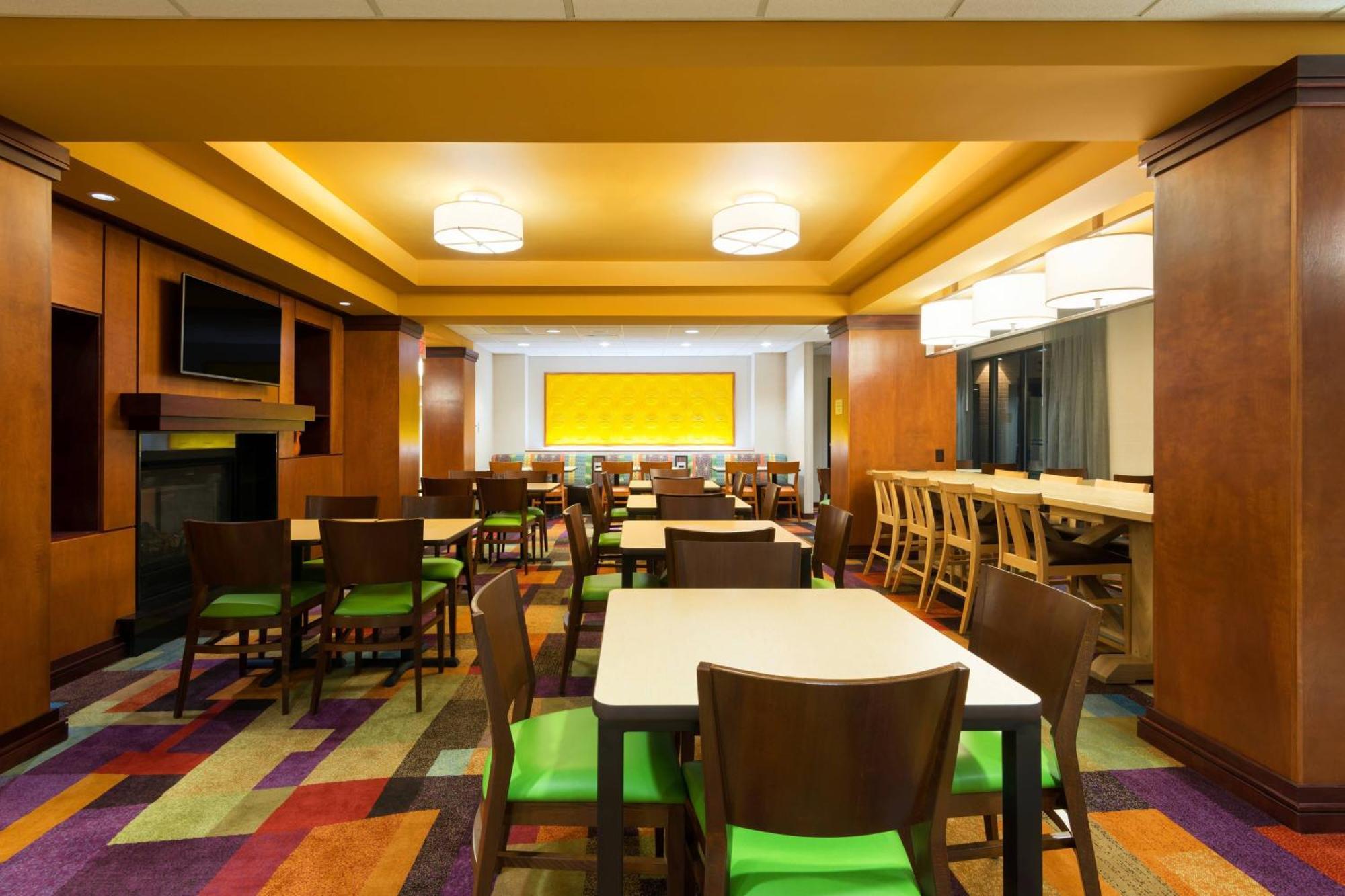 Fairfield Inn & Suites Louisville Downtown מראה חיצוני תמונה