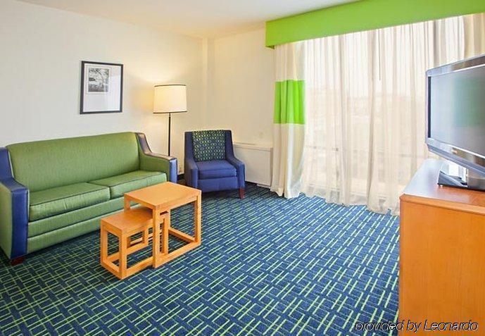 Fairfield Inn & Suites Louisville Downtown מראה חיצוני תמונה